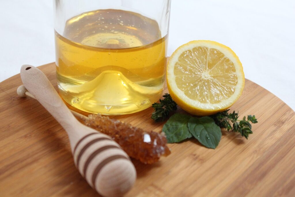 picture of honey and lemon